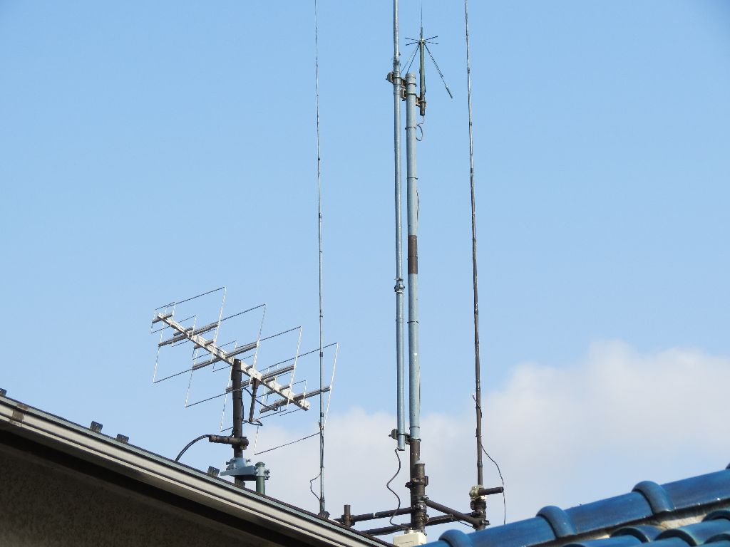 ANT 10/14/18 MHz vert